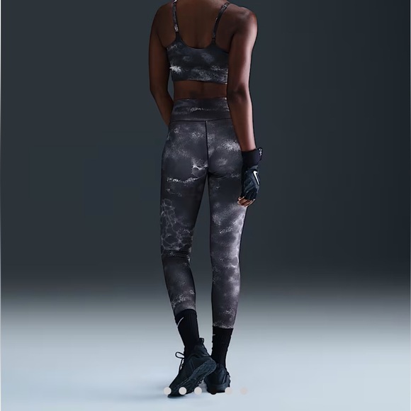 Nike One Dri-Fit High-Waisted 7/8 Printed Leggings Smoke Active Tights SM NWOT - Picture 5 of 12